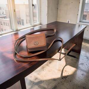 Vintage Dooney & Bourke All Weather Leather Mini Crossbody Wallet Purse